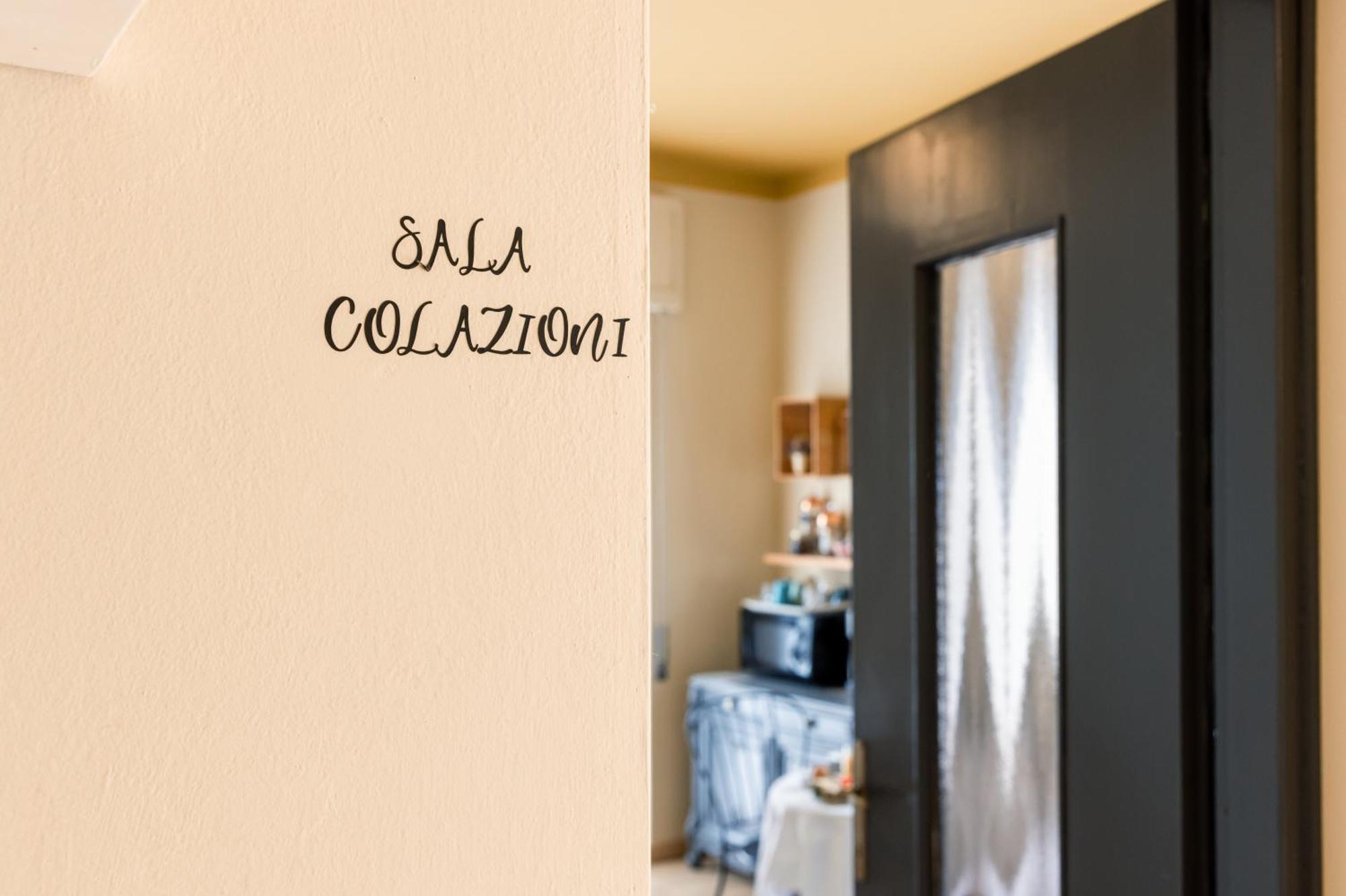 B&B Tra I Laghi Casale Corte Cerro Exterior photo